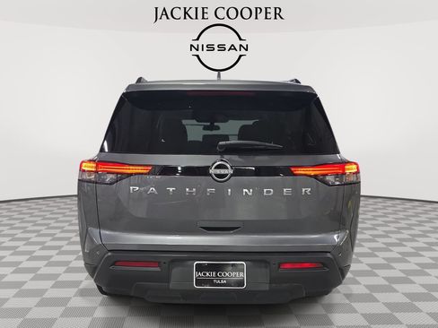 Used 2025 Nissan Pathfinder SV FWD image 6