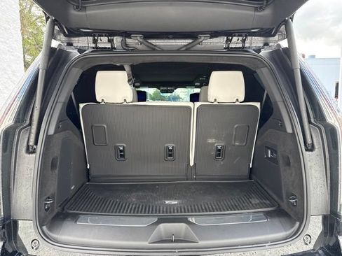 Used 2026 Cadillac Escalade Platinum Sport w/ LPO, ONYX Package AWD/4WD image 8
