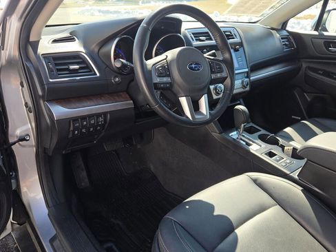 Used 2016 Subaru Outback 3.6R Limited image 21
