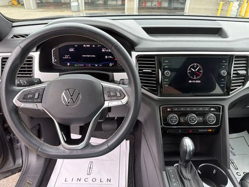 Used 2021 Volkswagen Atlas Cross Sport SEL AWD/4WD image 23