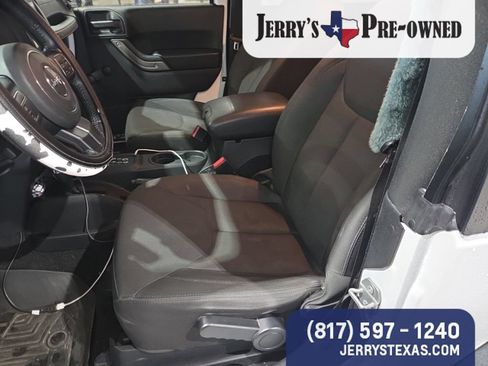 Used 2017 Jeep Wrangler Sport w/ Quick Order Package 24S AWD/4WD image 7