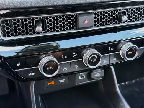 Used 2023 Honda Civic EX image 14