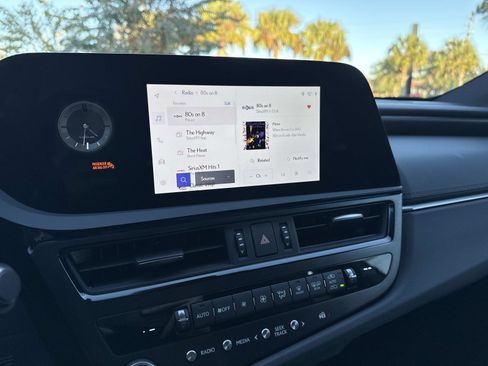 New 2025 Lexus ES 350 w/ Premium Package image 26