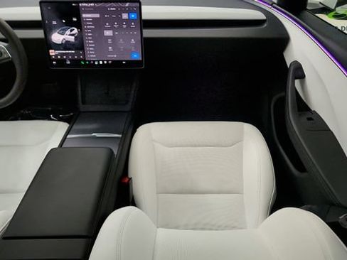 Used 2024 Tesla Model 3 Long Range RWD image 51