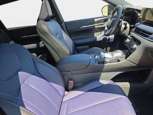 New 2026 INFINITI QX60 Sport w/ Dark Cargo Package image 10