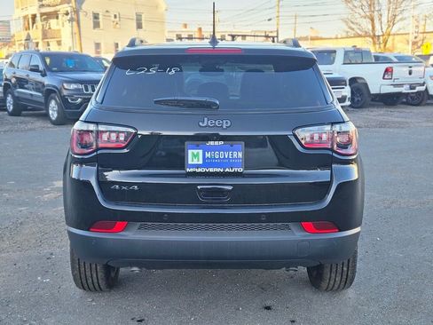 New 2025 Jeep Compass Limited w/ Sun & Sound Group image 4