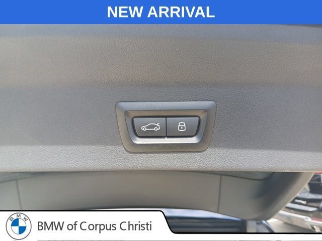 Used 2024 BMW X3 sDrive30i w/ M Sport Package RWD image 10