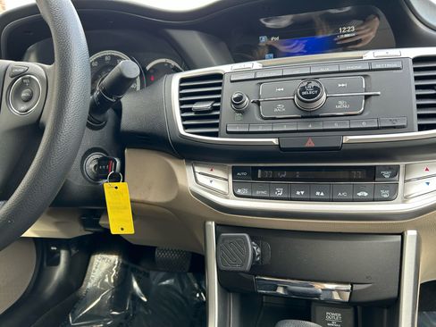 Used 2014 Honda Accord LX image 14