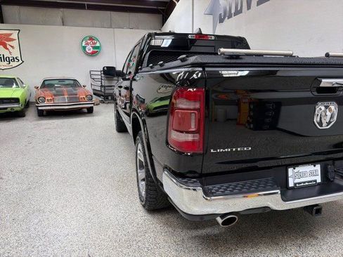 Used 2019 RAM 1500 Limited AWD/4WD image 9