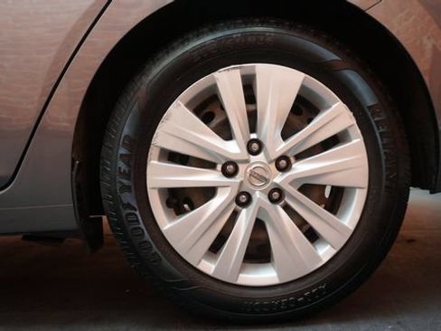 Certified 2020 Nissan Sentra S FWD image 75