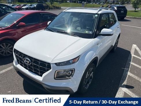 Certified 2026 Hyundai Venue SEL FWD image 2