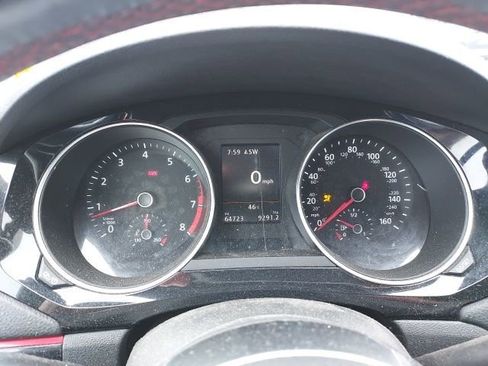 Used 2017 Volkswagen Jetta GLI image 11