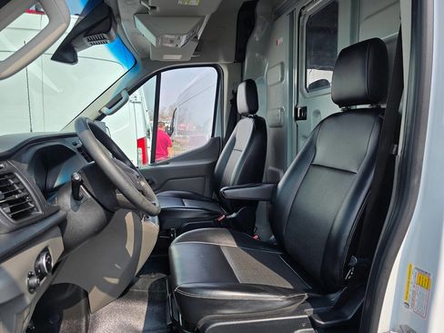 Used 2022 Ford Transit 350 Medium Roof image 9