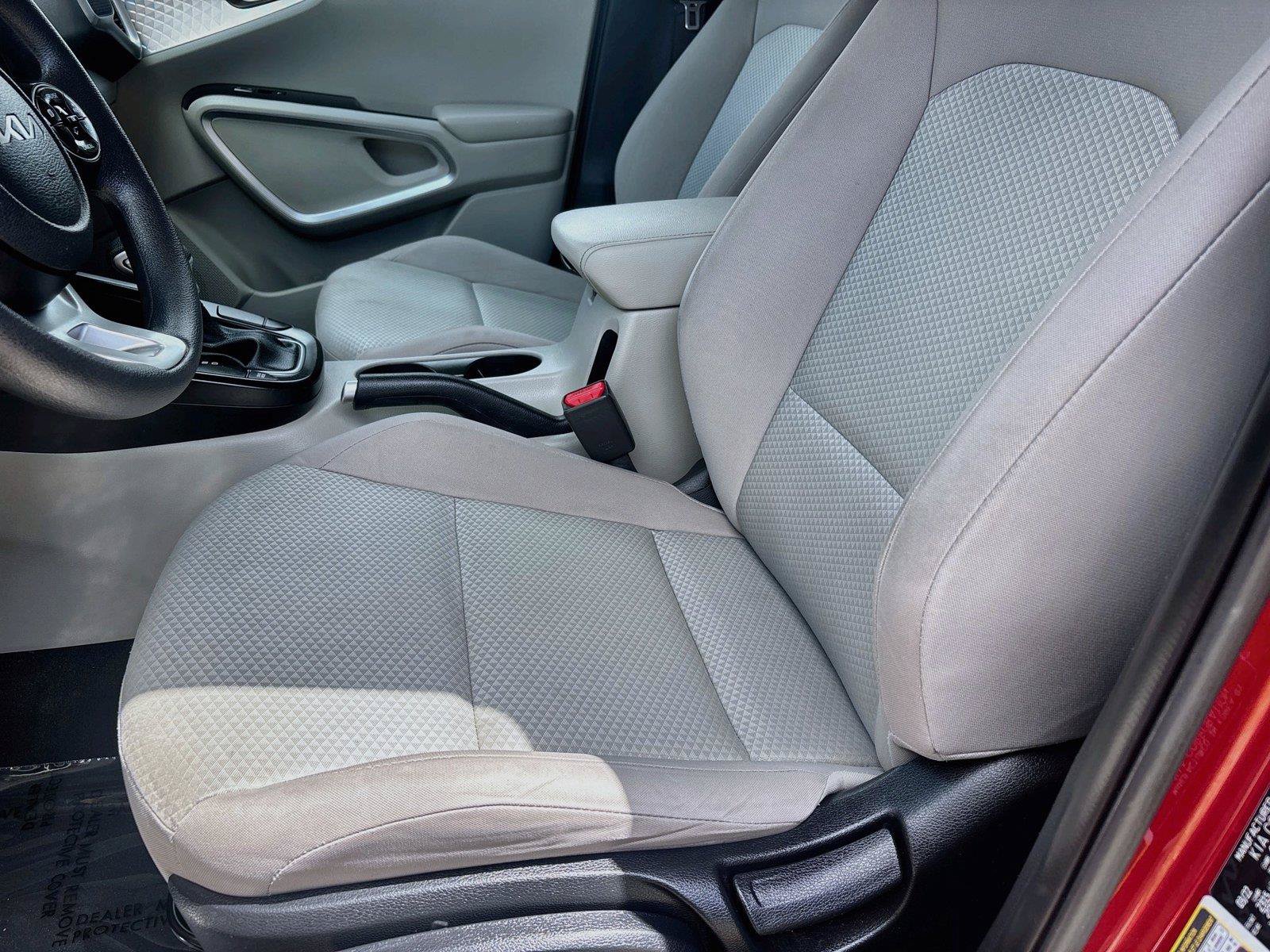 Used 2022 Kia Soul LX w/ Technology Package FWD image 29