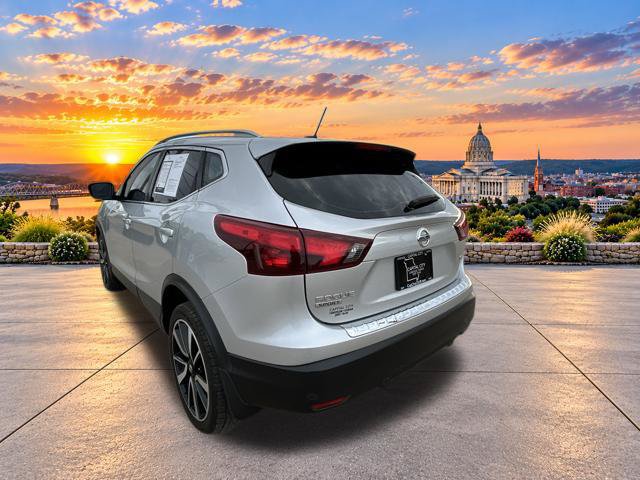 Used 2019 Nissan Rogue Sport SL FWD image 6
