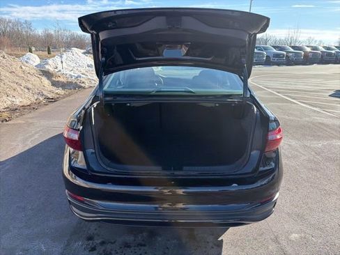 Used 2024 Volkswagen Jetta S image 9