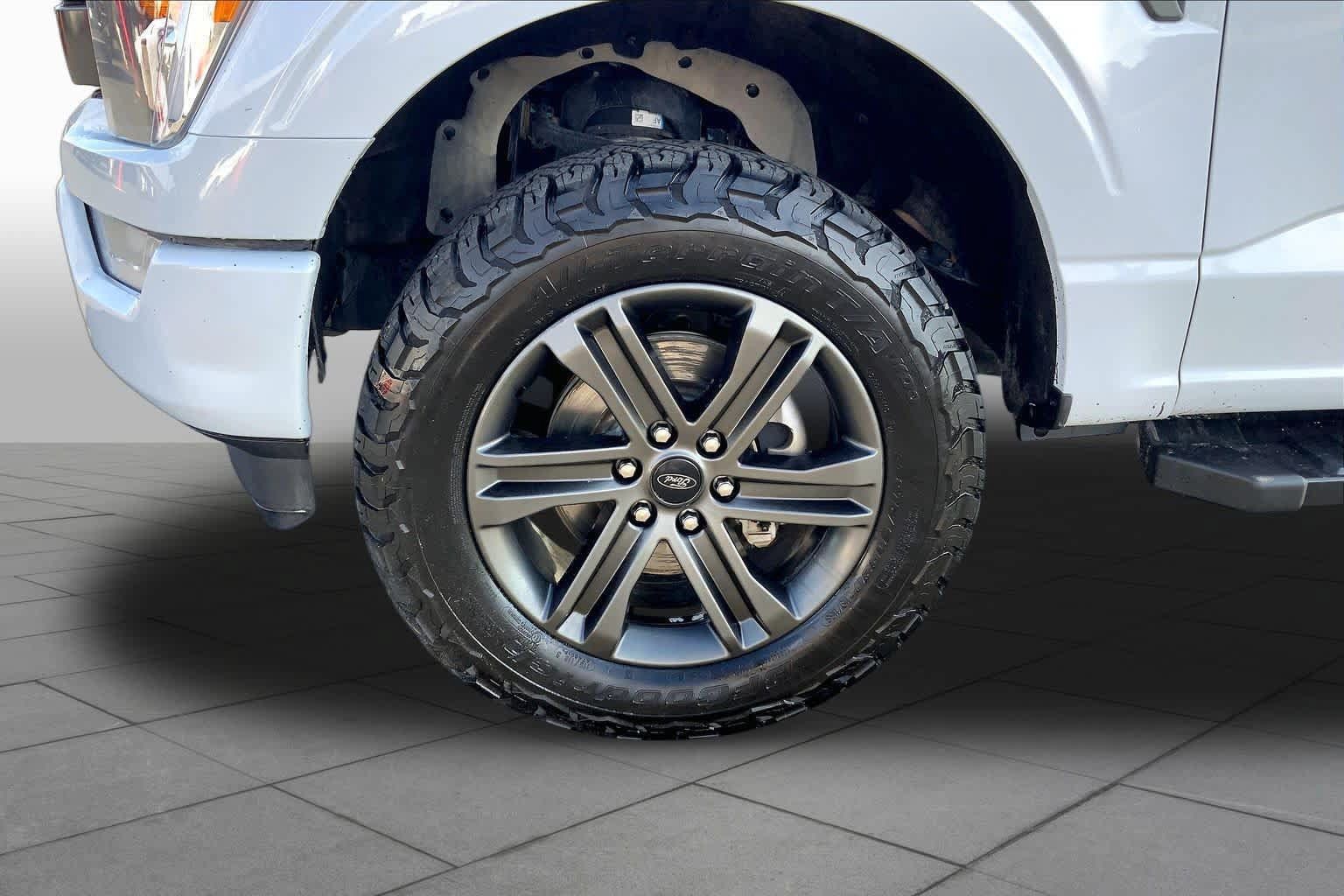 Used 2022 Ford F150 Lariat AWD/4WD image 10