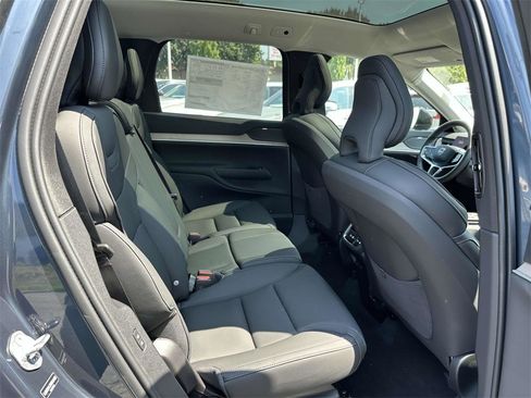 New 2025 Volvo EX90 Ultra image 10