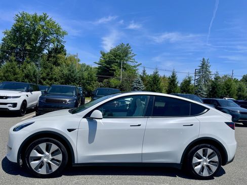 Used 2020 Tesla Model Y Long Range AWD/4WD image 10