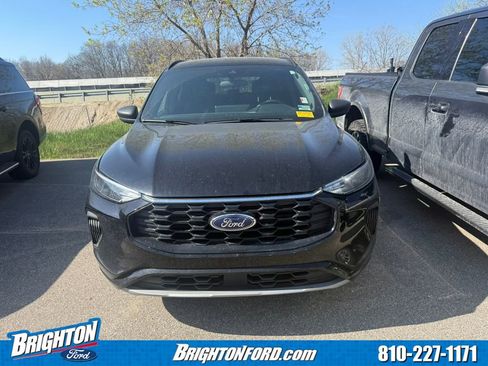 Certified 2024 Ford Escape ST-Line w/ Tech Pack #1 AWD/4WD image 2