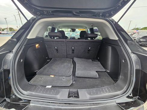 Used 2023 Chevrolet TrailBlazer LT w/ Convenience Package FWD image 13
