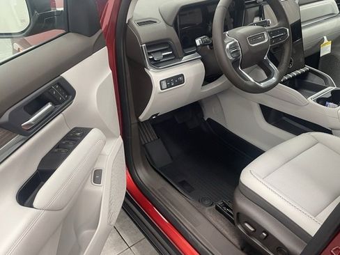 New 2026 GMC Terrain Denali w/ LPO, Floor Liner Package image 12