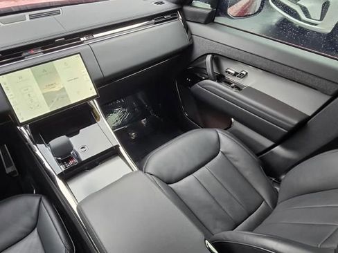 Used 2024 Land Rover Range Rover Sport Dynamic SE image 18