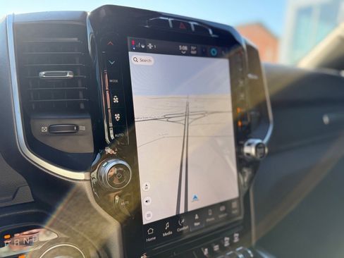 Used 2023 RAM 1500 Big Horn image 13