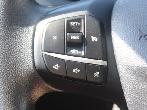 Used 2022 Ford Escape SE FWD image 24