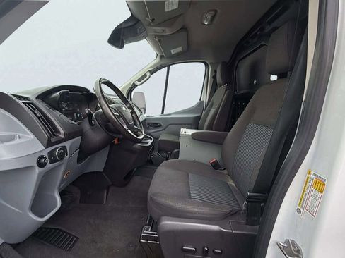 Used 2019 Ford Transit 250 130 Low Roof image 11