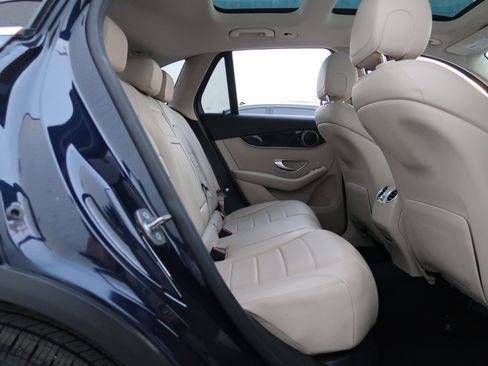 Used 2016 Mercedes-Benz GLC 300 image 35