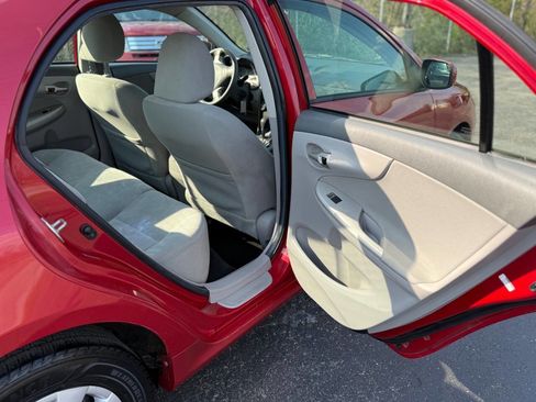 Used 2010 Toyota Corolla LE image 12