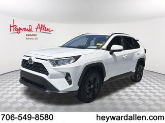 Used 2019 Toyota RAV4 XLE w/ Convenience Package FWD video 1