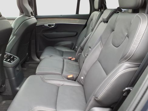 Used 2025 Volvo XC90 T8 Ultra w/ Protection Package Premier AWD/4WD image 14
