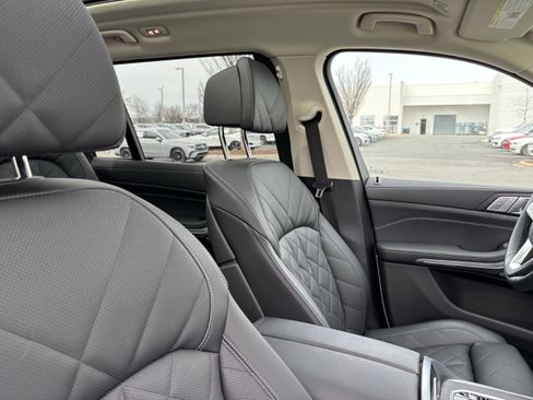 Used 2026 BMW X7 xDrive40i image 34