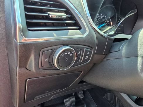 Used 2020 Ford Edge Titanium w/ Equipment Group 301A AWD/4WD image 20