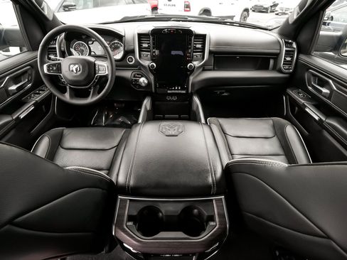 Used 2025 RAM 1500 Laramie w/ Sport Appearance Package AWD/4WD image 34