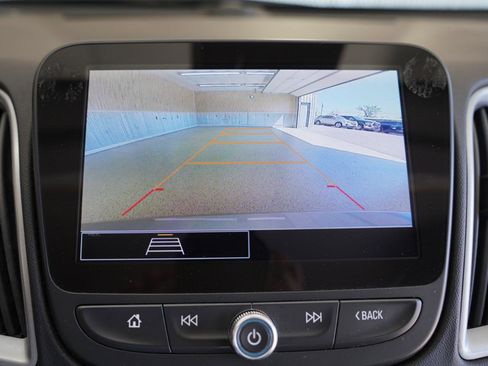 Used 2025 Chevrolet Malibu LT image 19