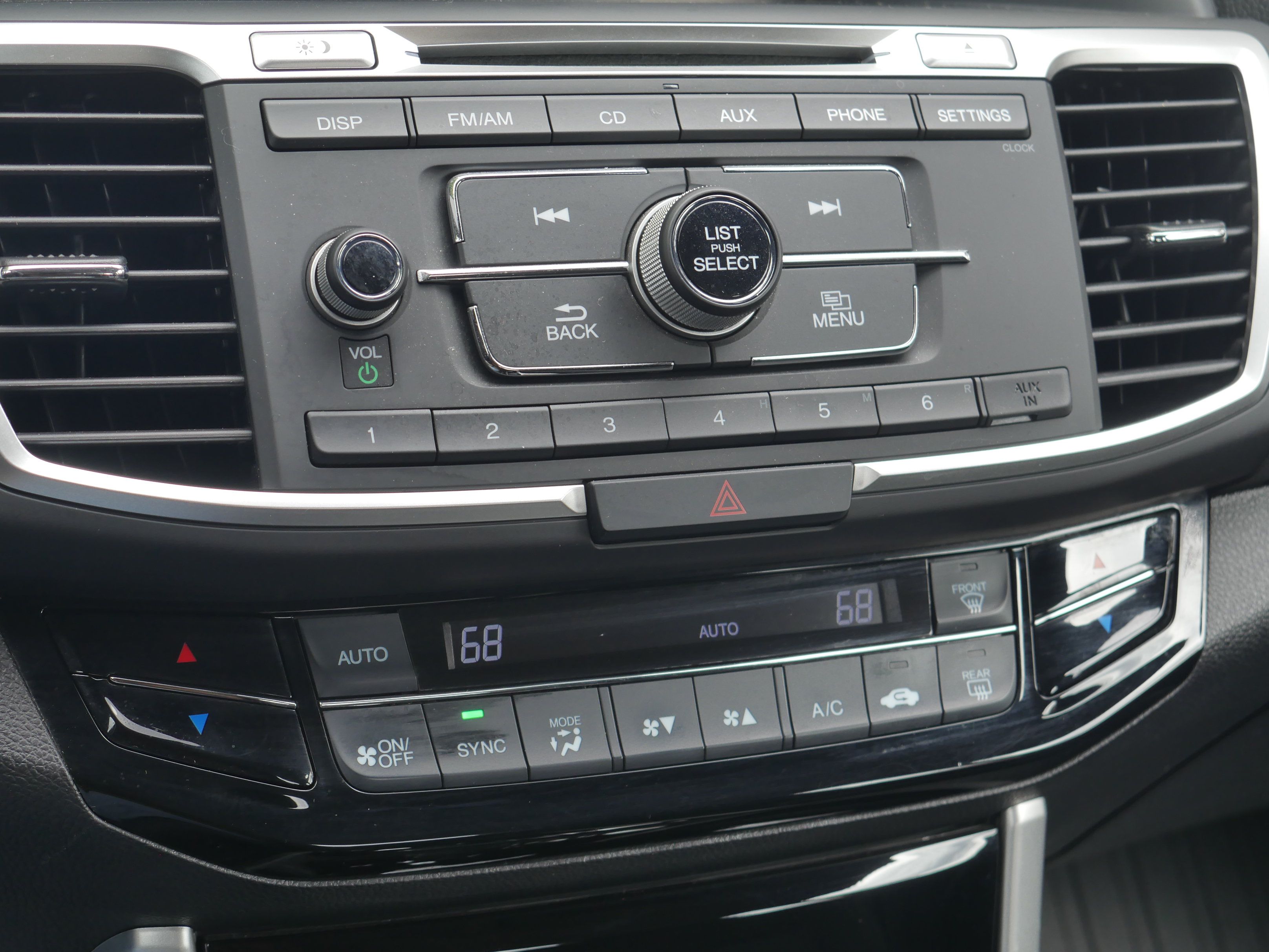 Used 2016 Honda Accord LX image 13