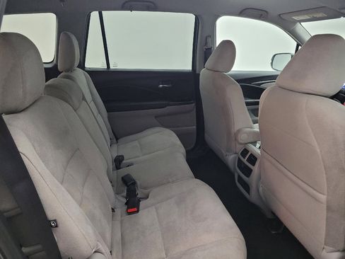 Used 2020 Honda Pilot LX image 19
