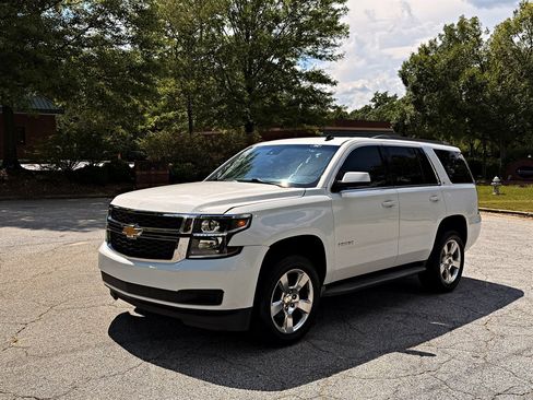 Used 2015 Chevrolet Tahoe LT RWD image 1