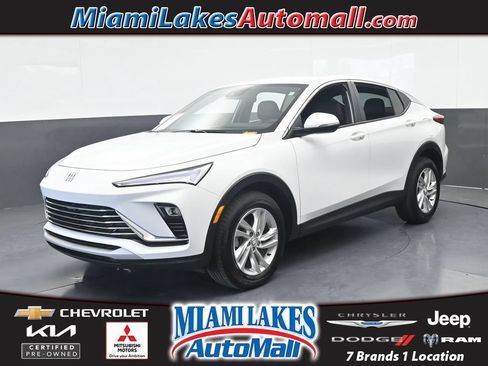 Used 2025 Buick Envista Preferred FWD image 1