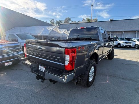 Used 2020 Ford F250 XL w/ STX Appearance Package AWD/4WD image 8