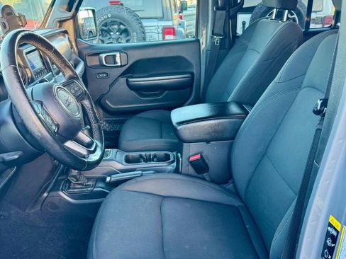 Used 2021 Jeep Wrangler Unlimited Sport image 7