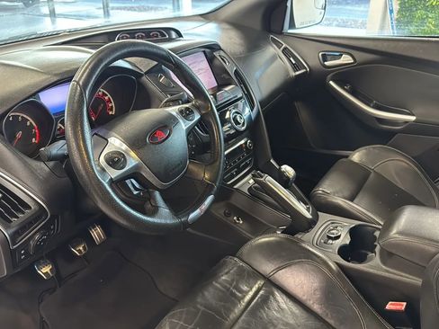 Used 2013 Ford Focus ST FWD image 13