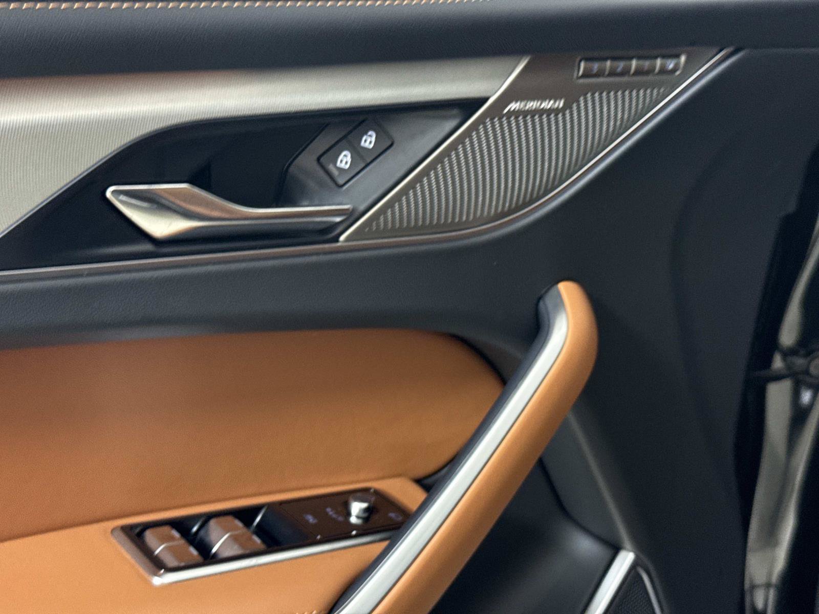 New 2026 Jaguar F-PACE R-Dynamic S AWD/4WD image 18