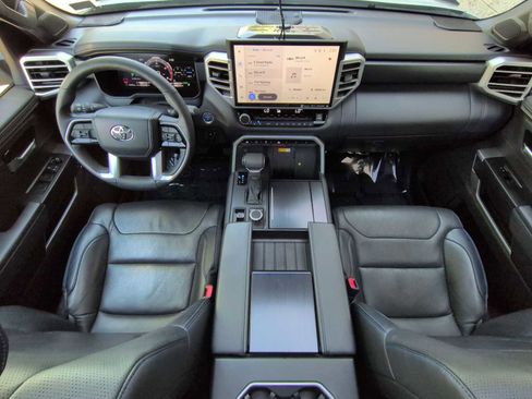 Used 2023 Toyota Tundra Platinum AWD/4WD image 16