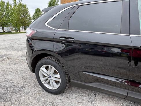 Used 2017 Ford Edge SEL w/ Equipment Group 201A AWD/4WD image 12