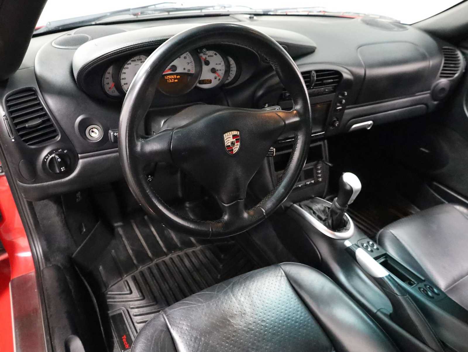 Used 2002 Porsche 911 Carrera RWD image 4