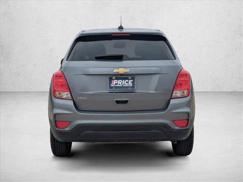 Used 2020 Chevrolet Trax LS w/ Tint and Cruise Package FWD image 6